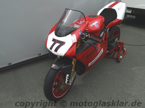 Ducati 996 Racing