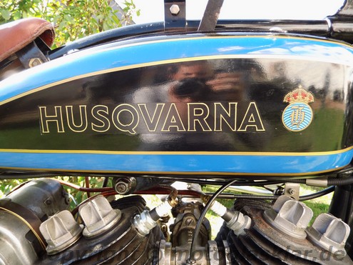 Husqvarna, Logo und Schriftzug um 1926