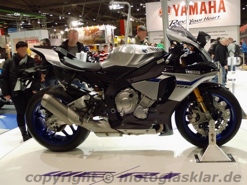 Yamaha YZF R1M 2015